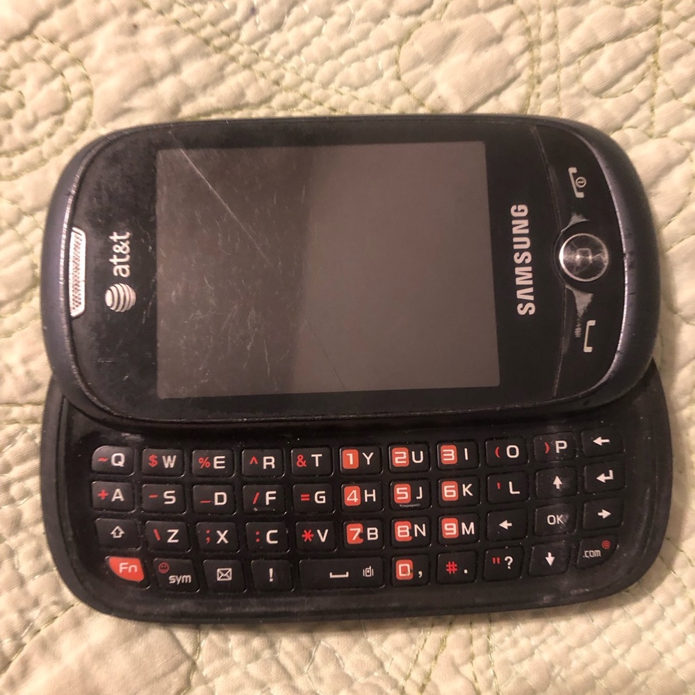 Vintage Cell Phones: Samsung Sprint Intercept & Samsung AT&T Flight 2 Parts Only - Picture 5 of 8